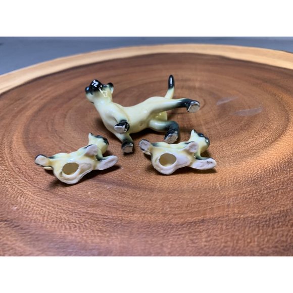 Vintage Japanese Porcelain Siamese Cat Figurines Set of 3 - Picture 6 of 11